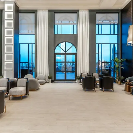 Serenity Queen Hotel-3