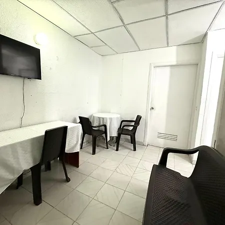 Aparta Hotel Fama-2