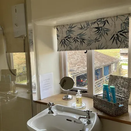Loadbrook Cottages-3