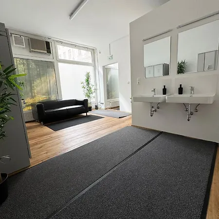 Robin Wood Capsule Hostel-3