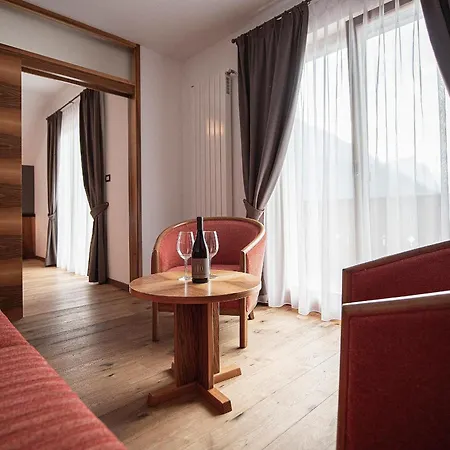Hotel Cristallo-2