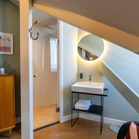 Finch Boutique Hotel, Downtown-3