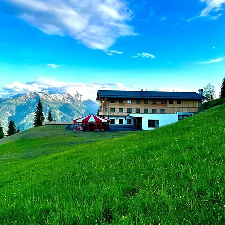 Glockneralm - Hiking- And Skihotel Exklusively Accessible By Cable Car-3