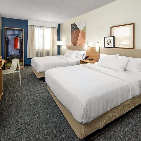 Spark By Hilton Victoria-2