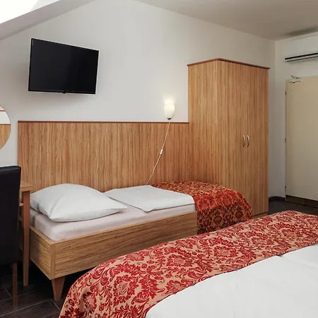 Hotel Superior Prague-3