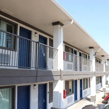 Motel 6-Alvin, Tx-2