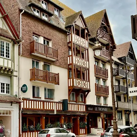 Le Trophée By M Hôtel Spa-2