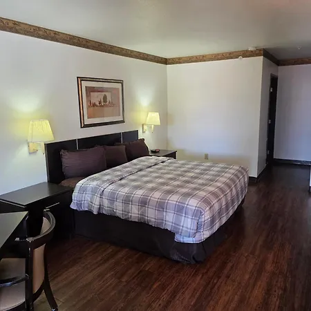 American Inn & Suites-2