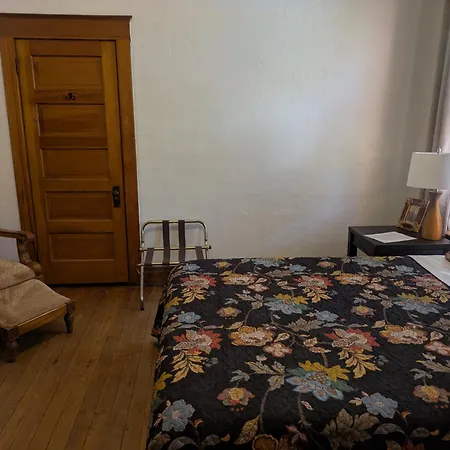 The Oliver House - Adults Only-2