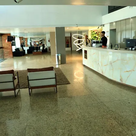 Hotel Village Premium Caruaru-2