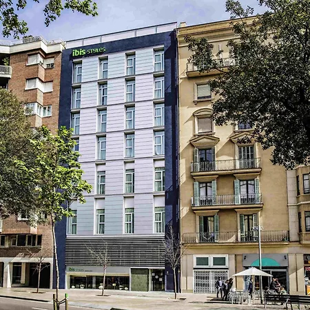 Ibis Styles Barcelona Centre-3