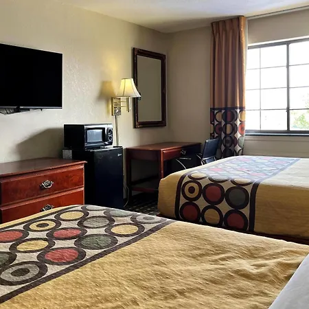 Super 8 By Wyndham Madison In-2
