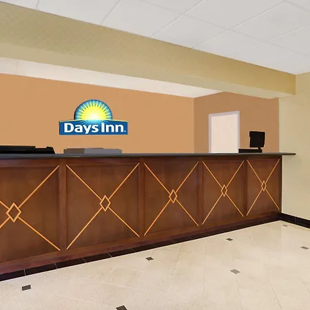 Days Inn By Wyndham Silver Spring-2