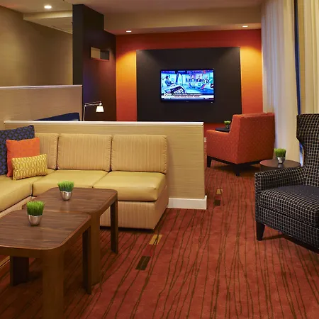 Courtyard By Marriott Detroit Troy-2