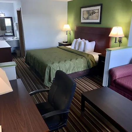 Quality Inn And Suites Macon-2