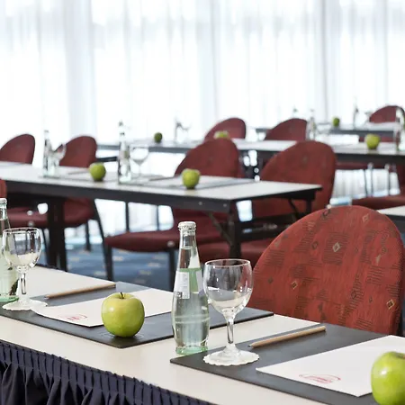 Sunday Hotel And Spa Wismar-3