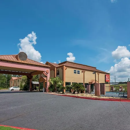 Econo Lodge Inn & Suites Diamondhead-2