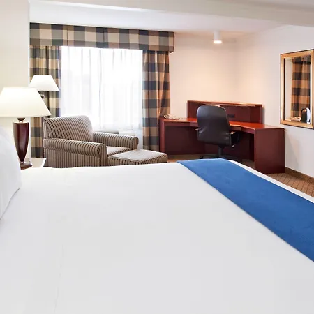 Holiday Inn Express & Suites Alliance By Ihg-2