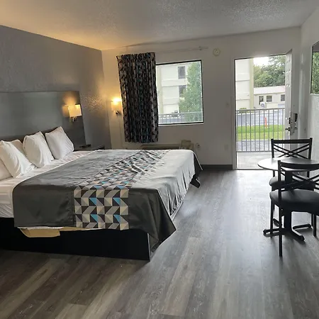 American Inn - Paducah-2