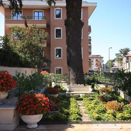 Garner Hotel Rome Aurelia By Ihg-3