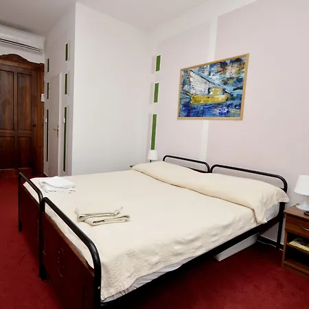 Brioni Suites-3