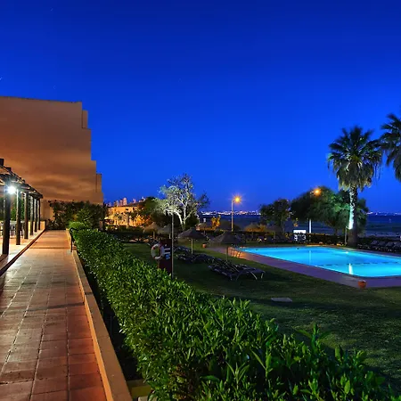 Meia Praia Lagos - Beach Club Apartments-3