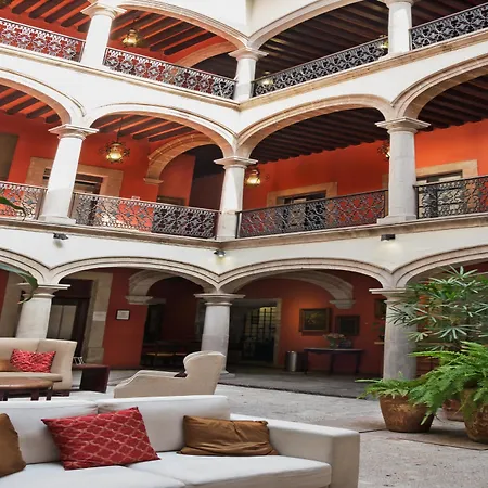 Hotel Misión Catedral Morelia-2