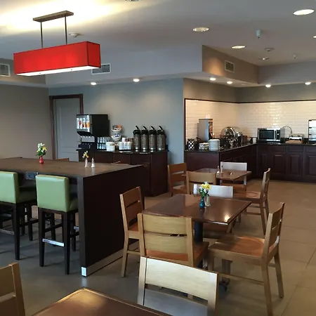 Country Inn & Suites By Radisson, Lima-3