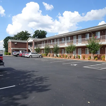 Affordable Suites Concord-2