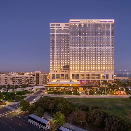Hilton San Diego Bayfront-3