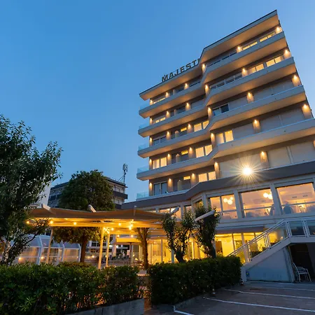 Hotel Majestic-3