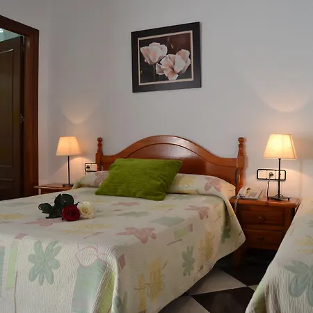 Hotel Oasis-2