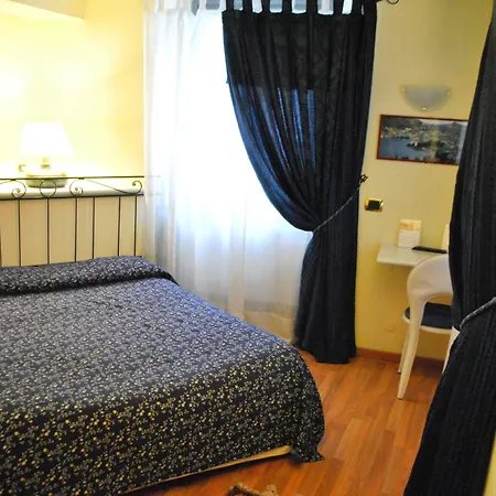 Hotel Il Loggiato Dei Serviti-3