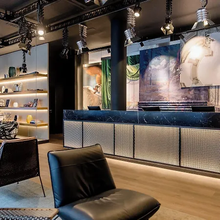 Motel One Stuttgart-Mitte-3