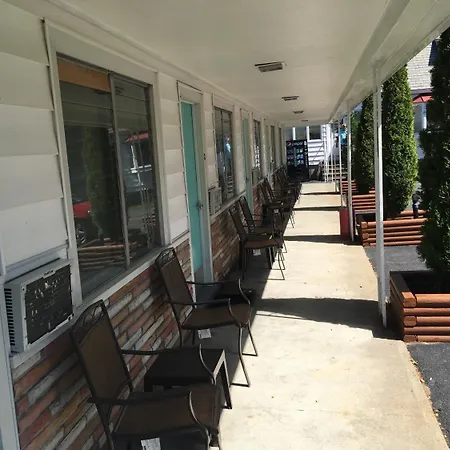Doray Motel Lake George-3