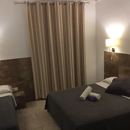 Hostal Martinval-3