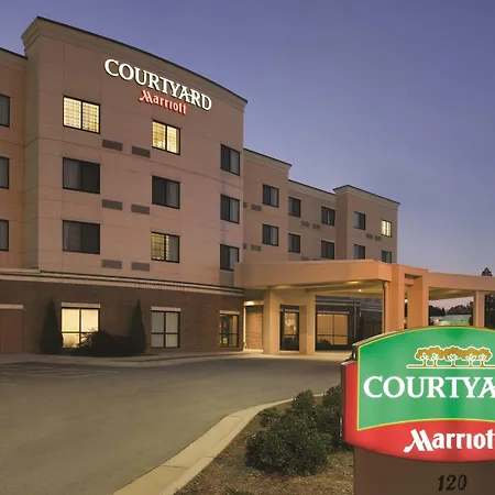 Courtyard By Marriott Salisbury-2
