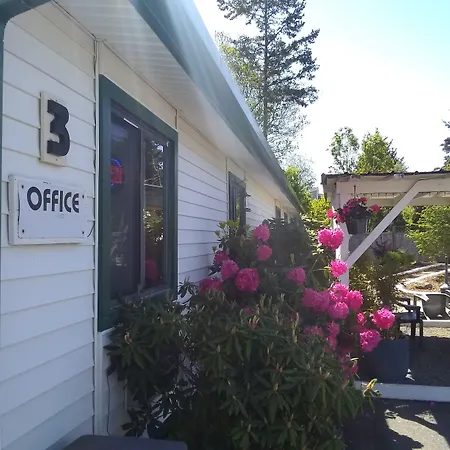The Orca Inn-3