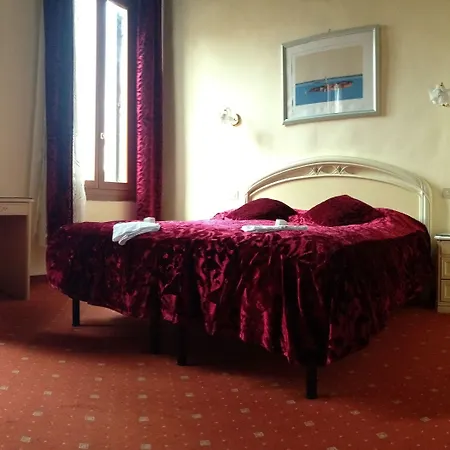 Hotel Casa Linger-3