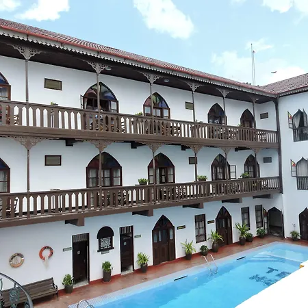Tembo House Hotel-2