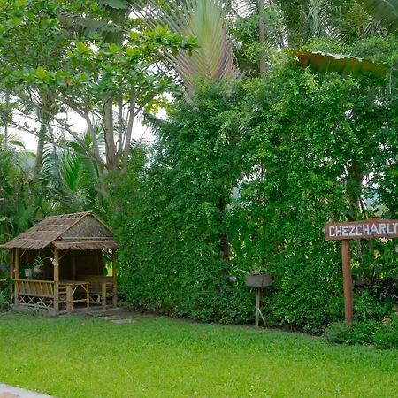 Chez Charly Bungalow-3