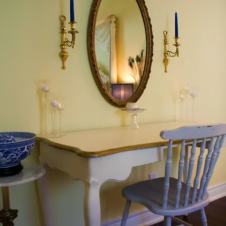 Sapience Retreat & Apothecary-3