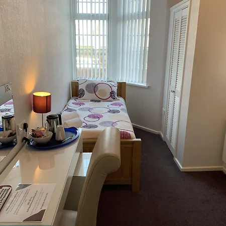 Austins Guest House-2