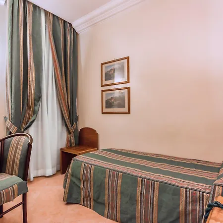 Raeli Hotel Floridia-3
