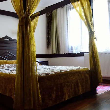 Hotel Alp Guesthouse-3