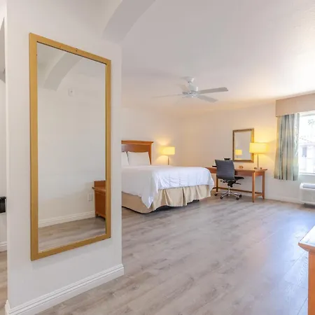 Brawley Inn-2