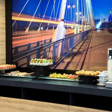 Golden Tulip Warsaw Airport-2