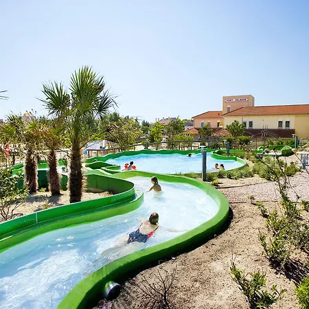 Center Parcs Port Zélande beach-3