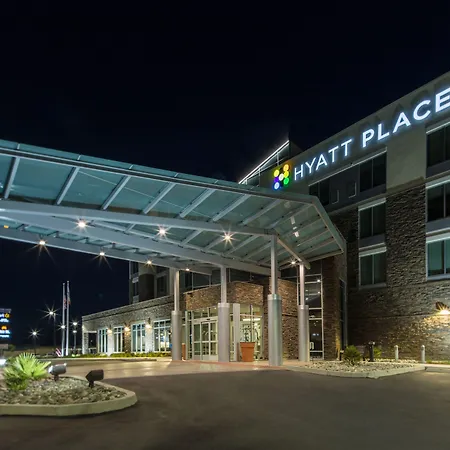Hyatt Place Delano-3