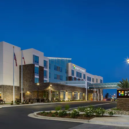 Hyatt Place Delano-2